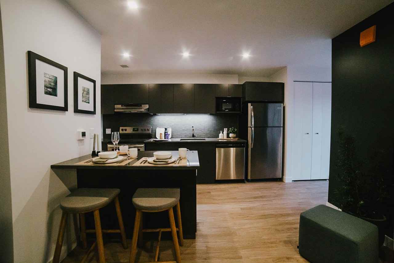 The Spot at East Village - Photo 7 of 25