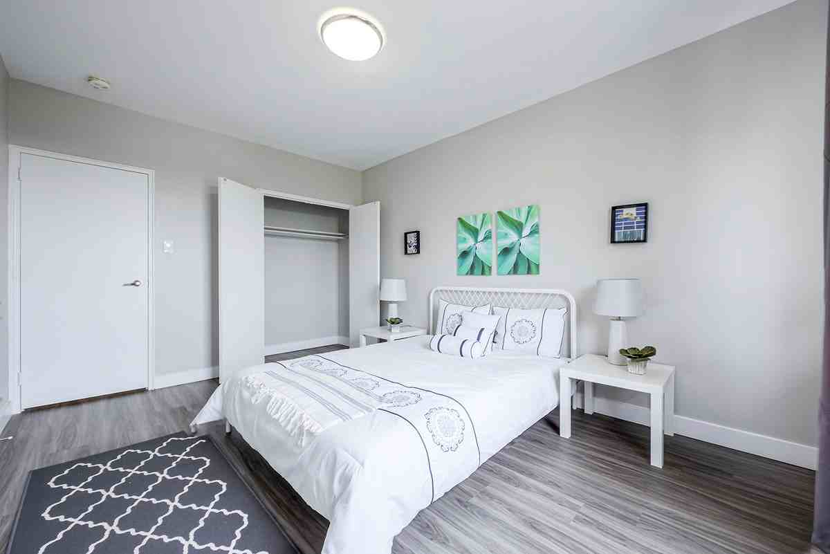 125 Lawton Blvd - Photo 5 of 15