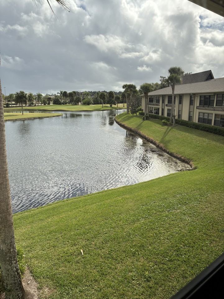 31 Plantation Dr #205 - Photo 7 of 30