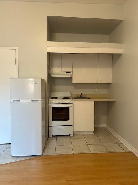 1445 Rue Saint-Marc #6 - Photo 5 of 10