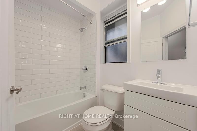723 Bloor Street West #D - Photo 2 of 11