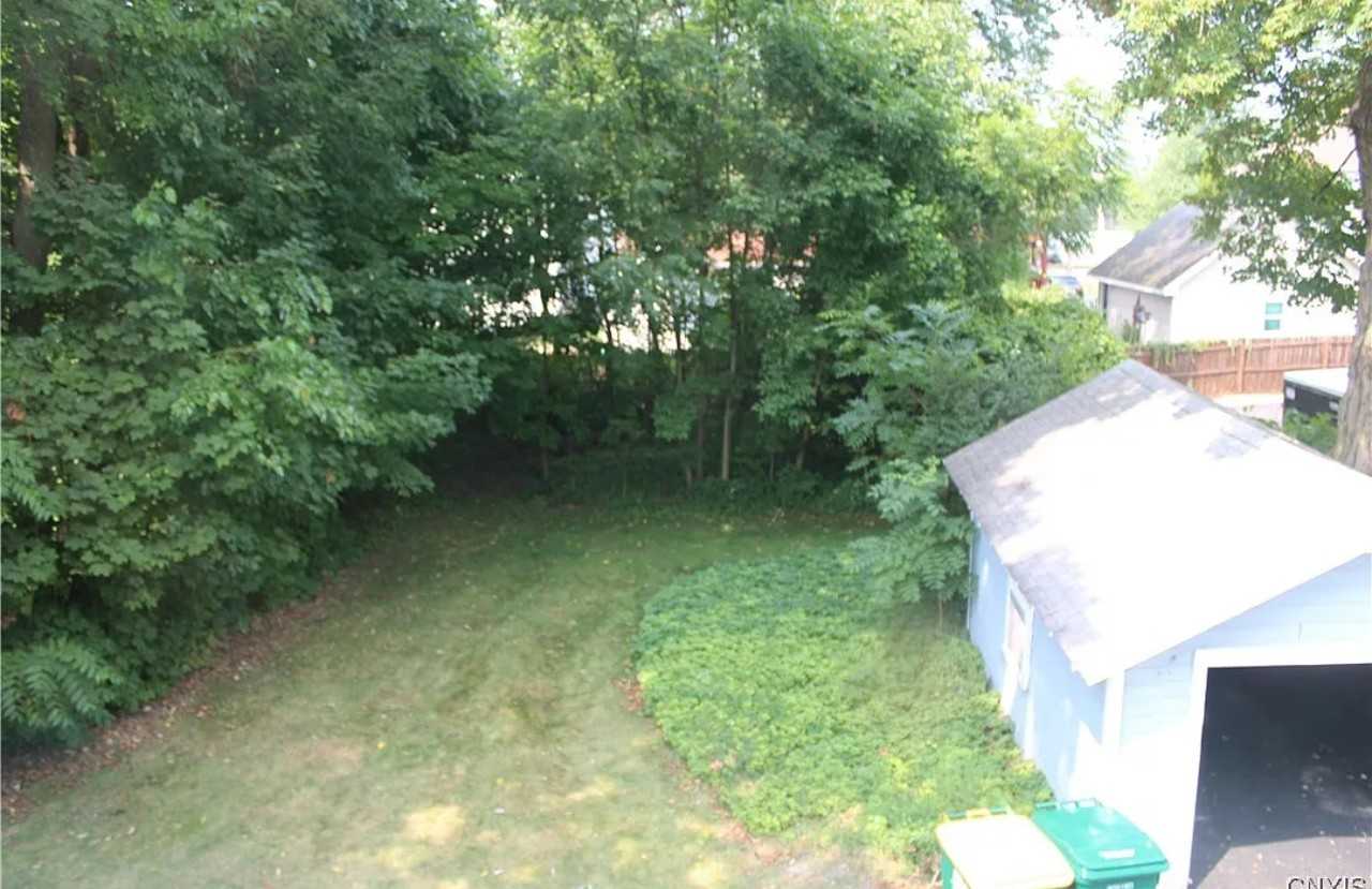 104 Lynhurst Avenue - Photo 5 of 40