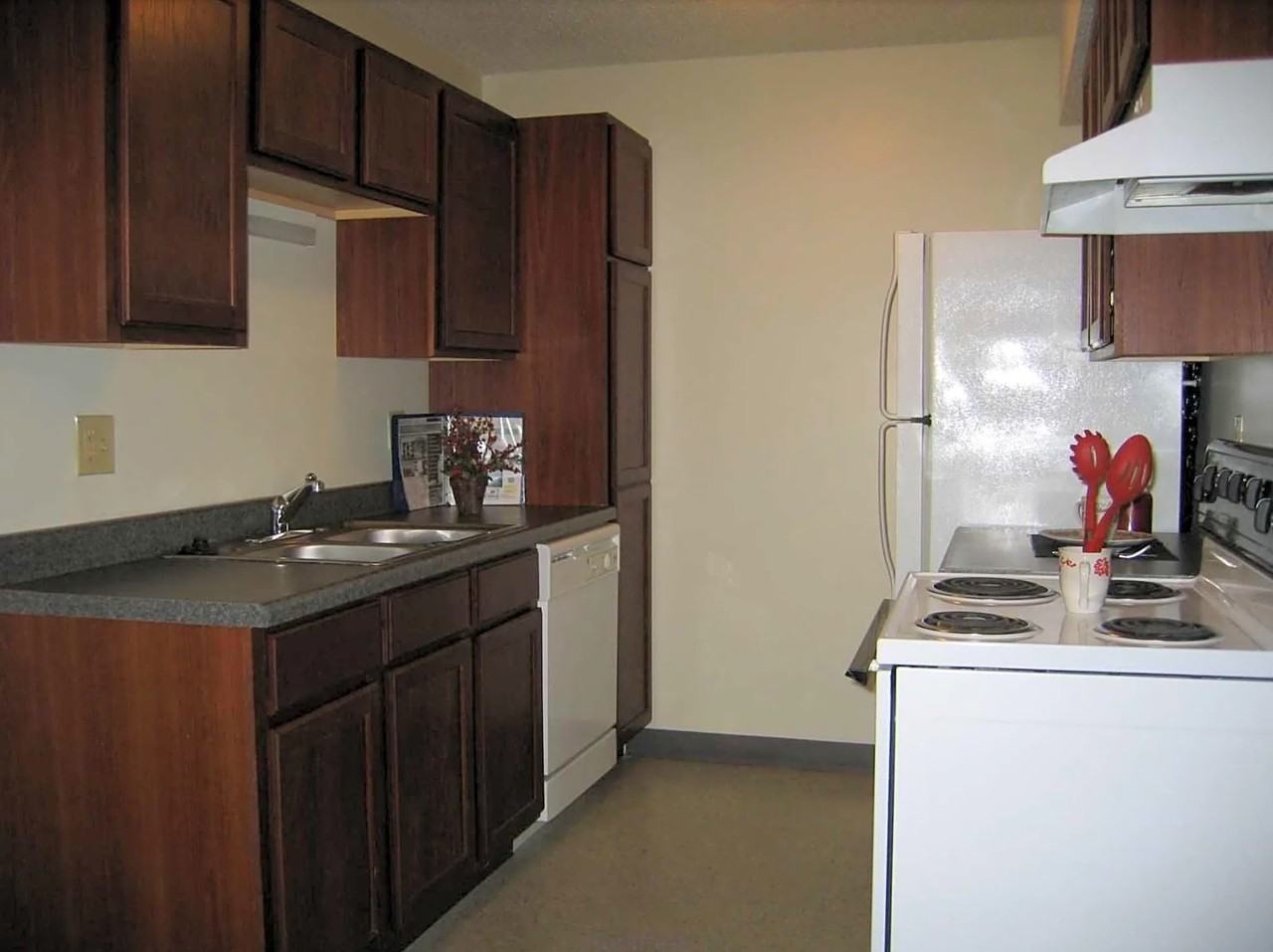 Park Highlands - Photo 2 of 12