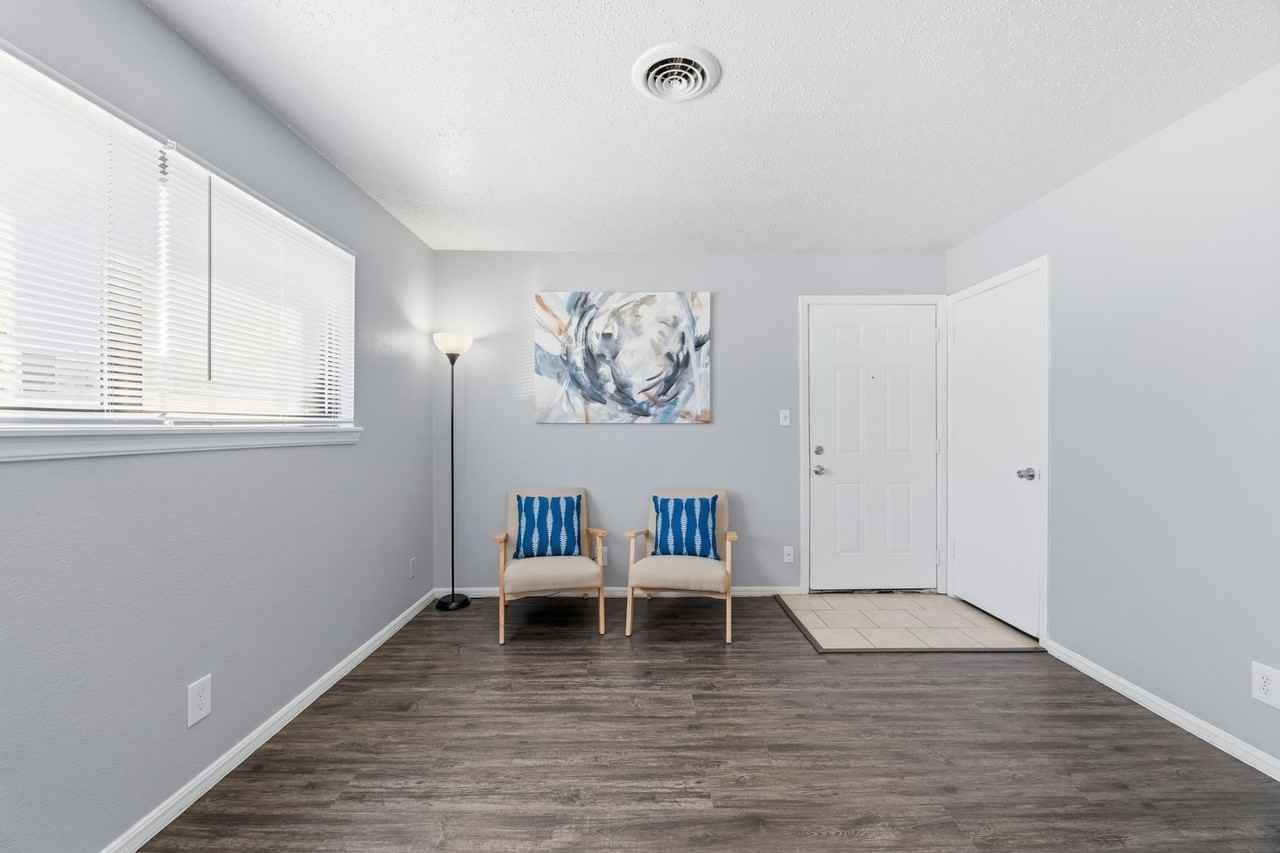 Beaumont Cove - Photo 7 of 29