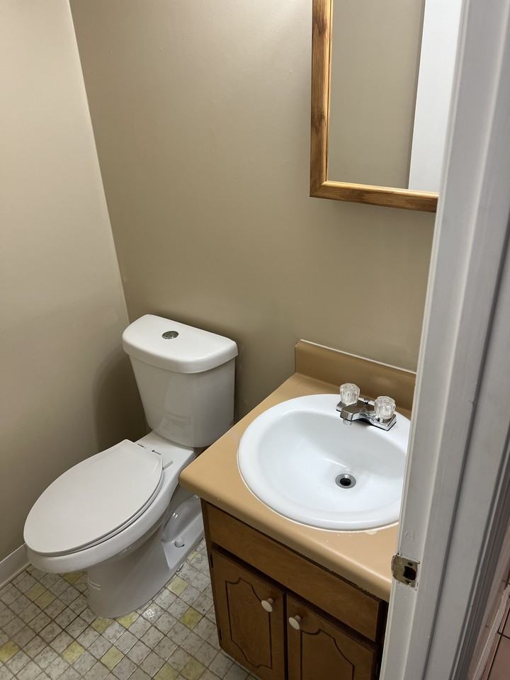 8431 Moultrie Drive #1 - Photo 5 of 9