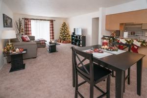 featured image of 1074 East Chicago Boulevard #06