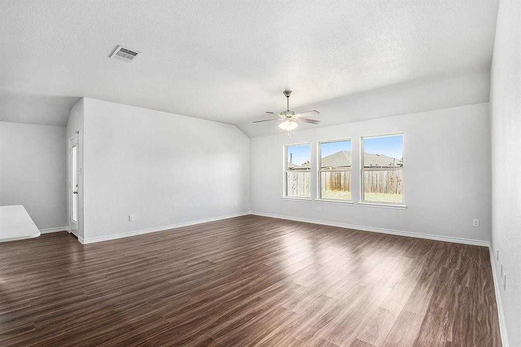 4108 Spur Trail Drive #NA - Photo 6 of 15