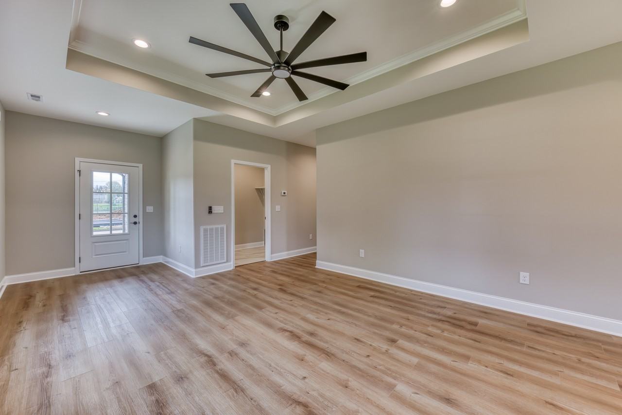 319 Monroe Drive #NA - Photo 6 of 39