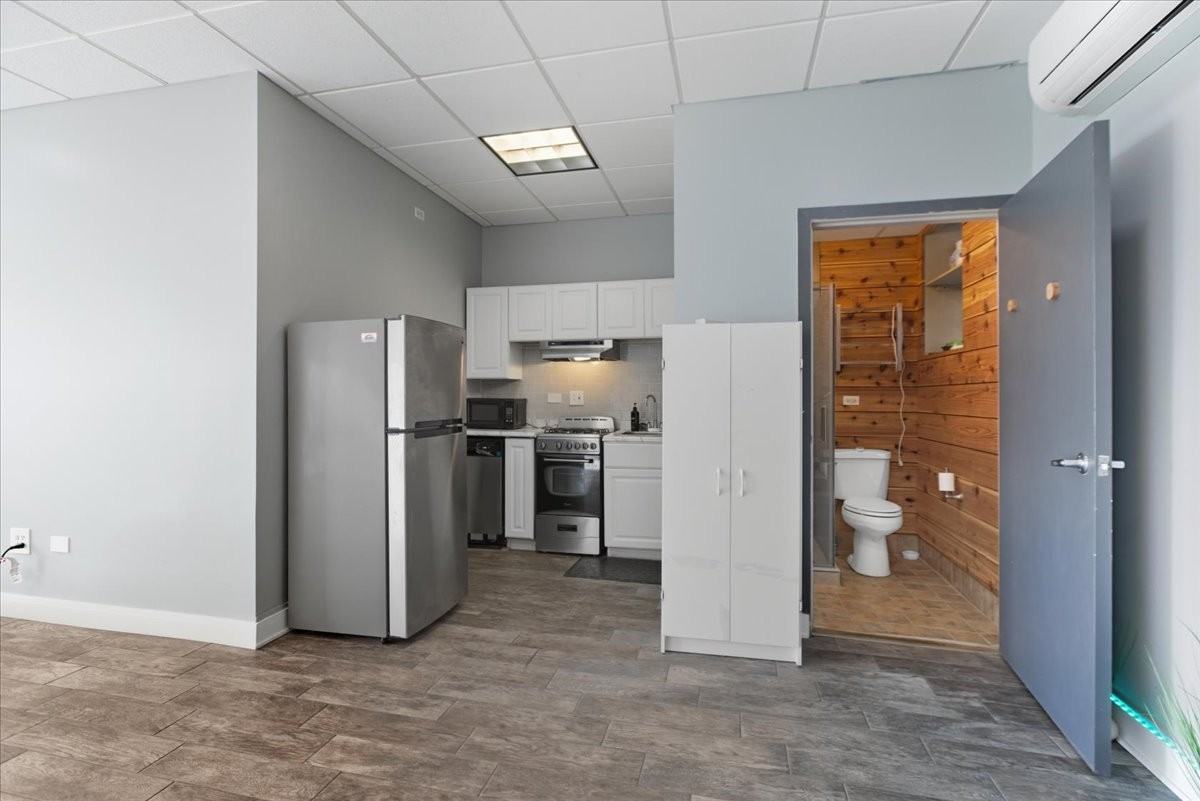 1338 West Irving Park Road #1 - Photo 3 of 10