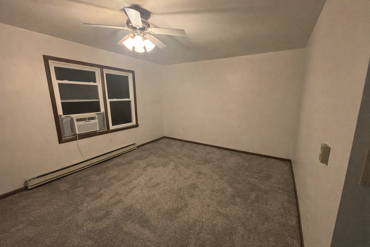 237 Rosalyn Street #1 - Photo 3 of 7