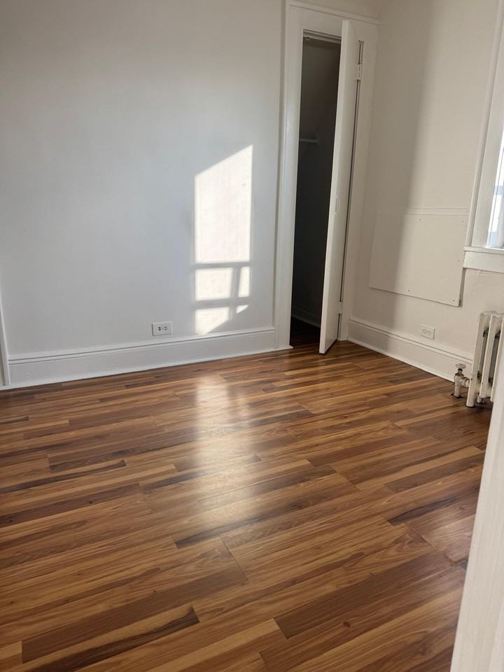 334 Midland Ave #3 - Photo 2 of 7