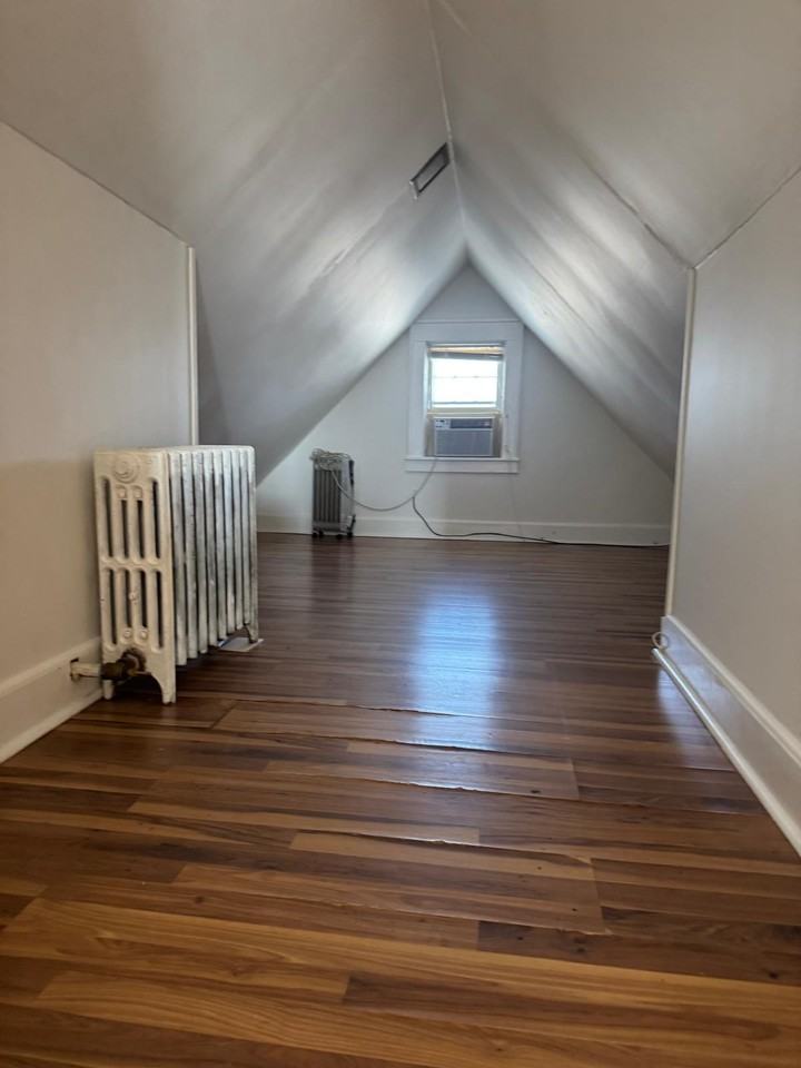 334 Midland Ave #3 - Photo 5 of 7