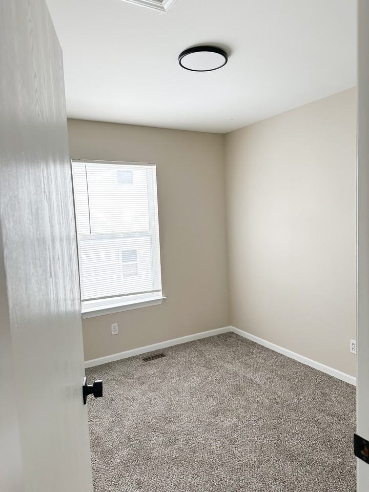 10 Delta Street #NA - Photo 7 of 8