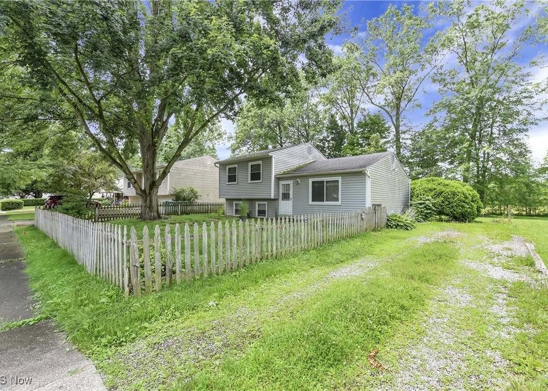 9117 Wil Verne Drive #NA - Photo 5 of 32