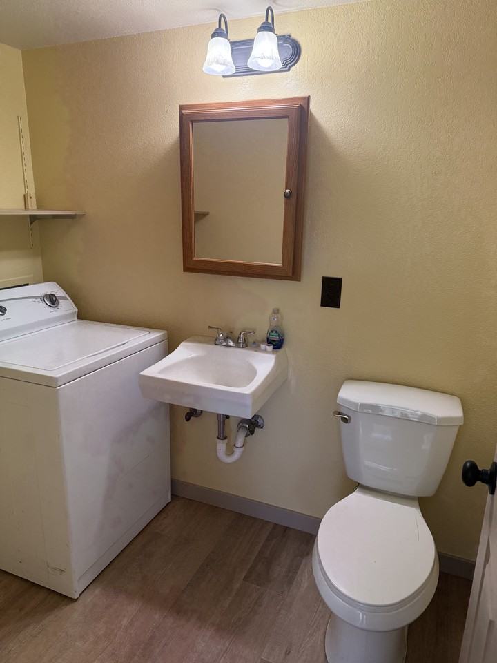 2896 Orchard Ave #C - Photo 2 of 8