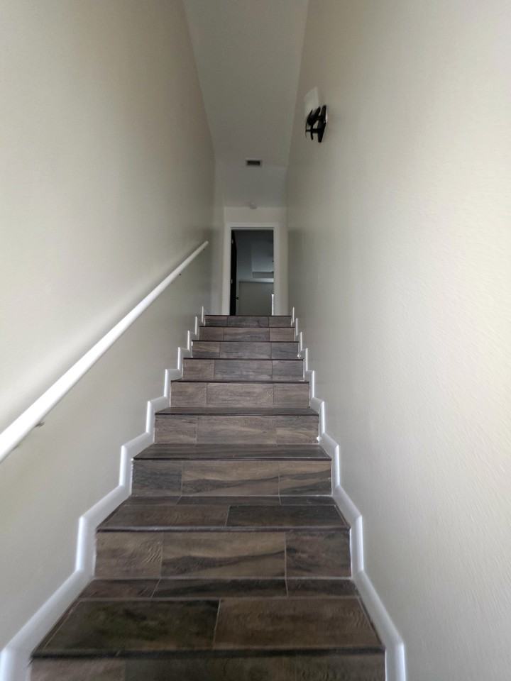 420 West Chavez Street #4 - Photo 2 of 9