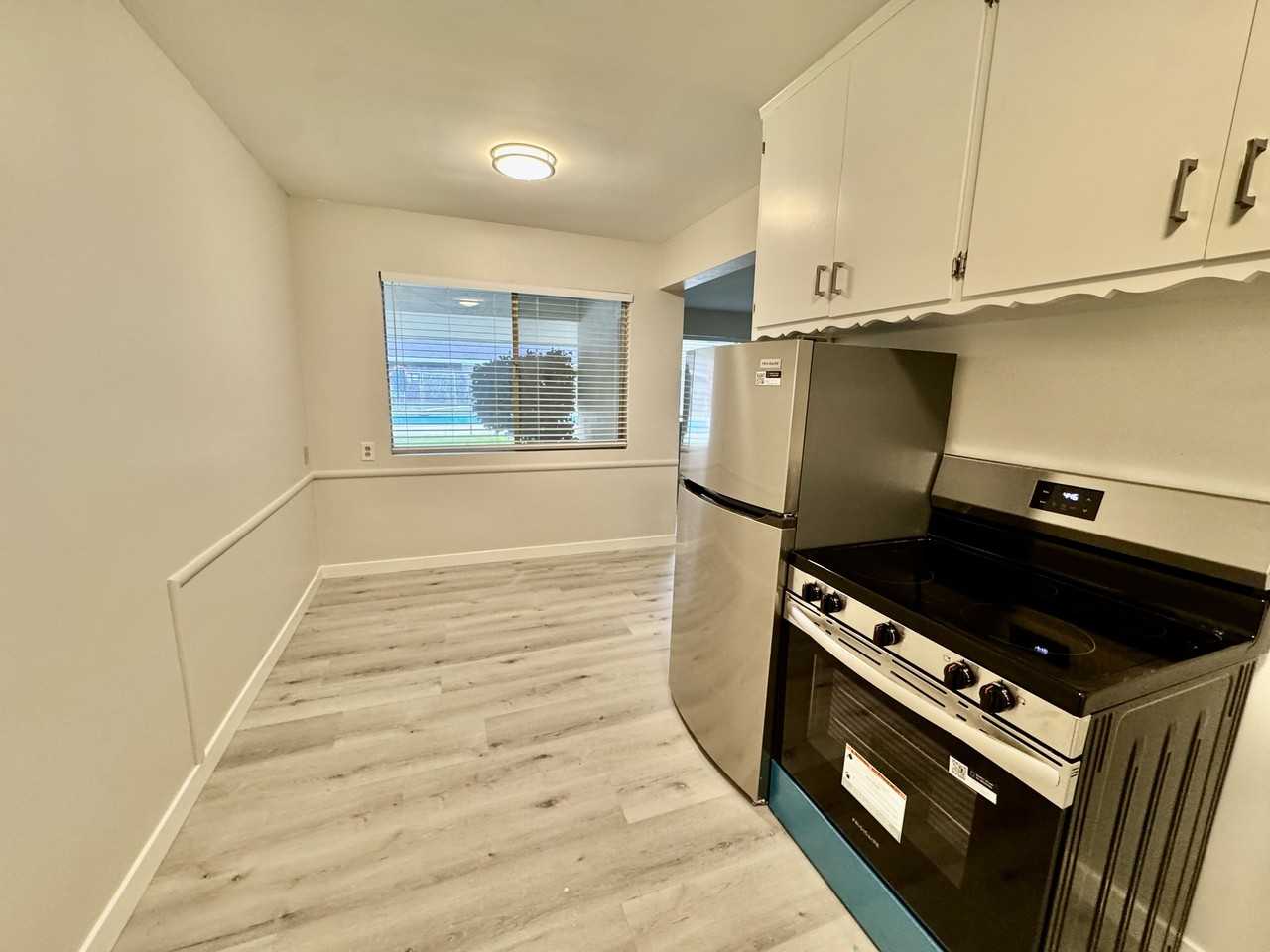 1047 Rodeo Way #22 - Photo 3 of 12