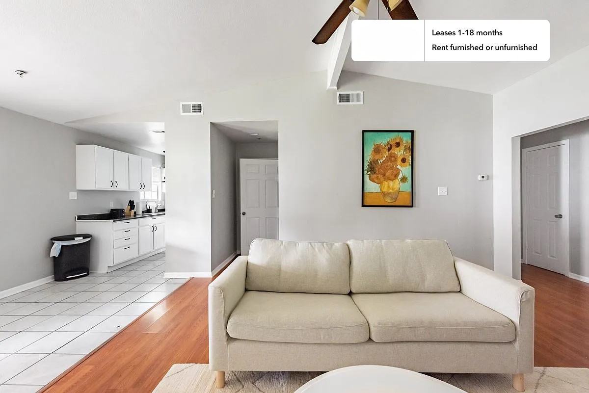 2311 Galway Street - Photo 2 of 10