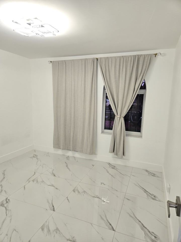 1822 Southwest 102nd Place #NA - Photo 6 of 14