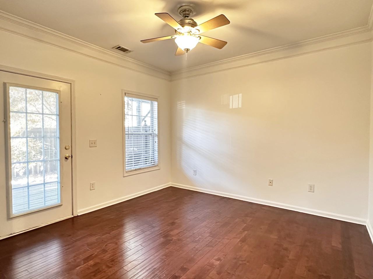 307 Savoy Court #307SAVOYCT - Photo 2 of 14