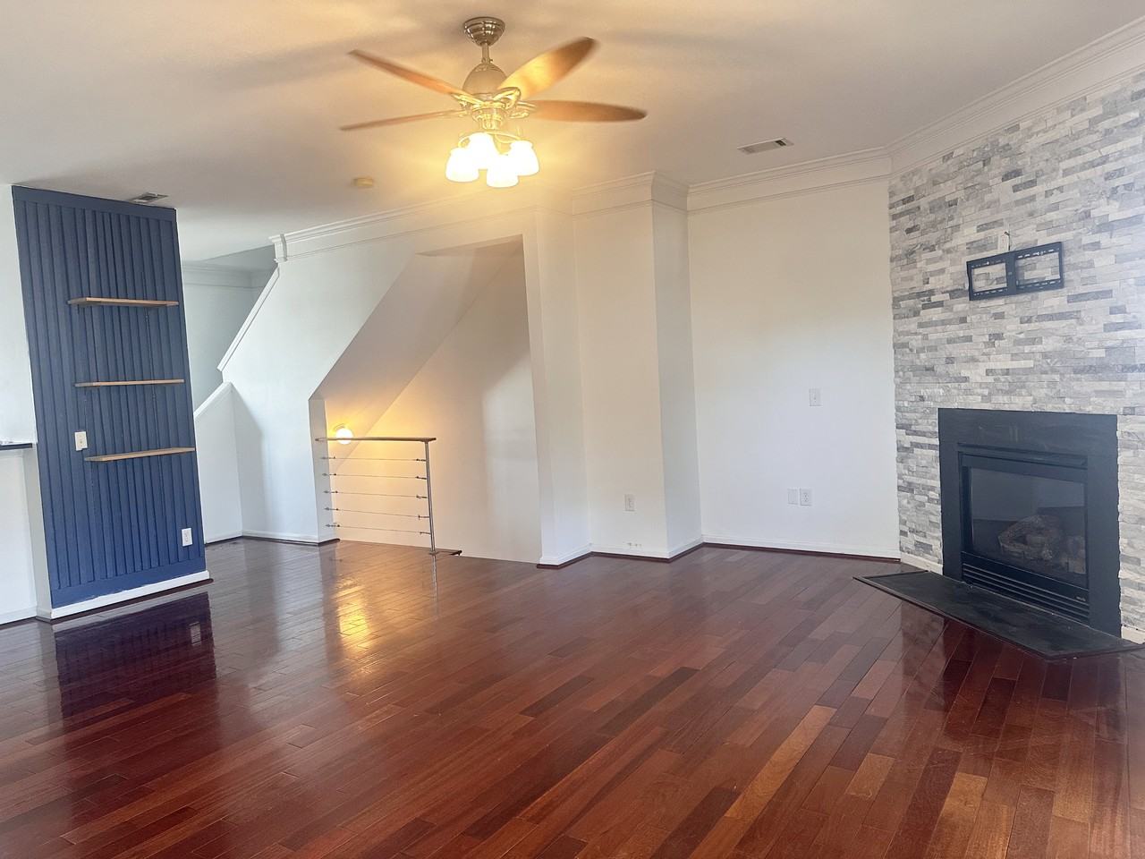 307 Savoy Court #307SAVOYCT - Photo 5 of 14