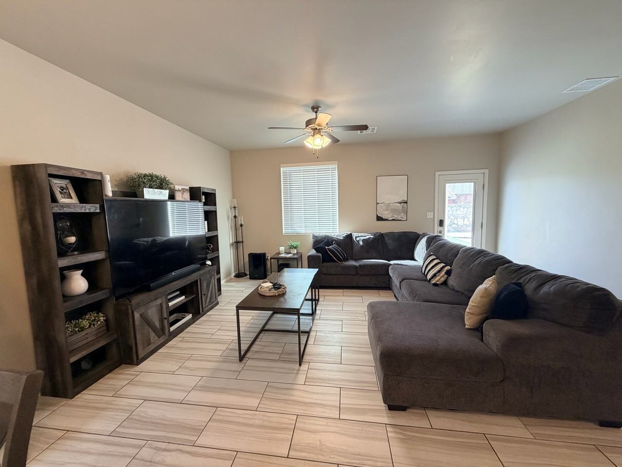 1418 Santa Thomas Street #NA - Photo 6 of 37