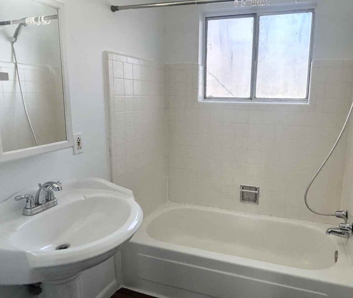 1215 E 1700 S Apt 1 #1 - Photo 7 of 21