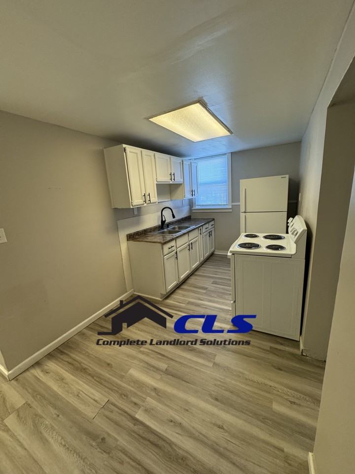 700 S 8th St #1 - Photo 7 of 9