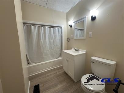 1030 N 14th St #1 - Photo 5 of 11