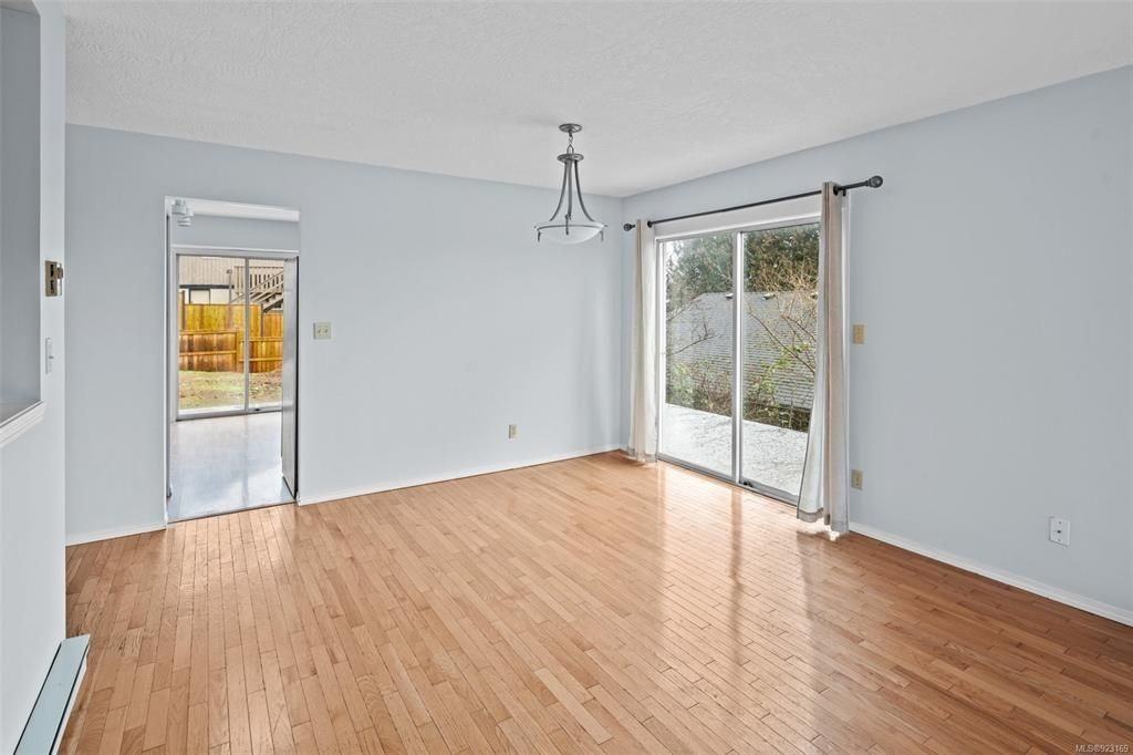 628 Cairndale Road - Photo 7 of 19