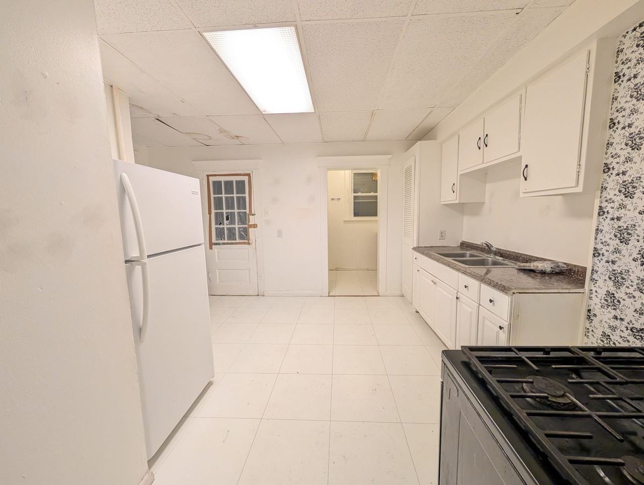 551 Rutter Ave #551 - Photo 3 of 19