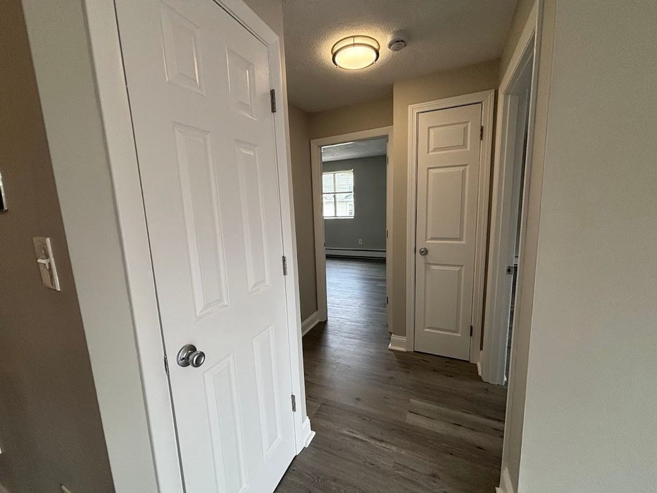 Spacious 2 - Photo 3 of 14