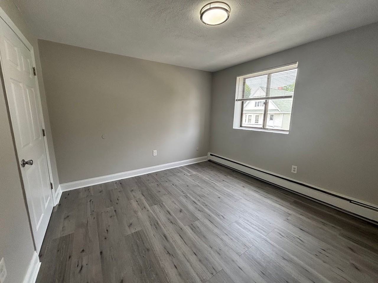 Spacious 2 - Photo 5 of 14