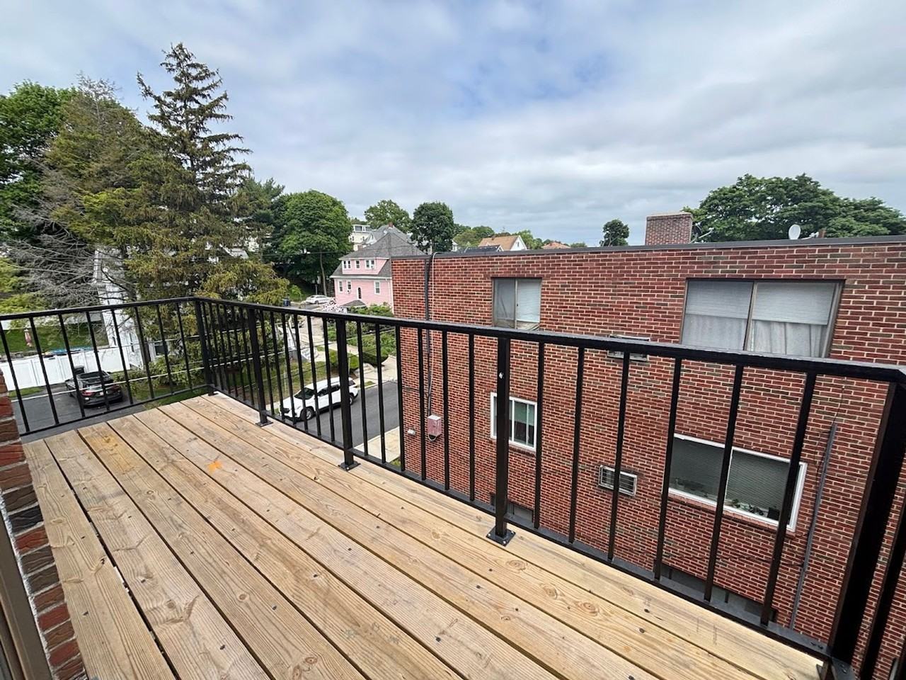 Spacious 2 - Photo 7 of 14