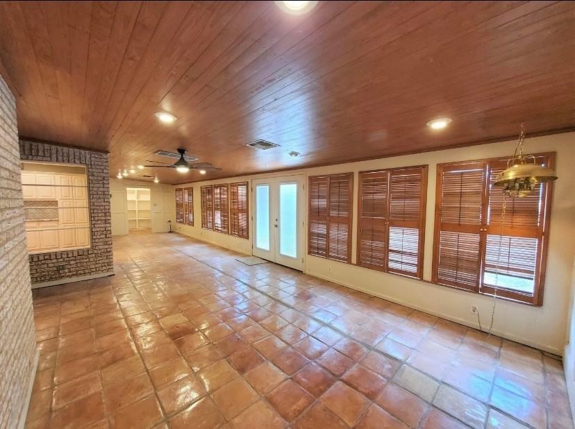 21 Larkwood Lane #NA - Photo 4 of 9