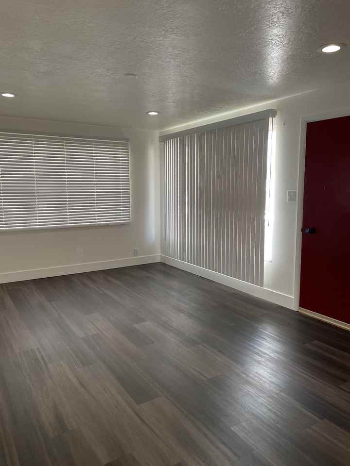 250 East 600 South #NA - Photo 6 of 13