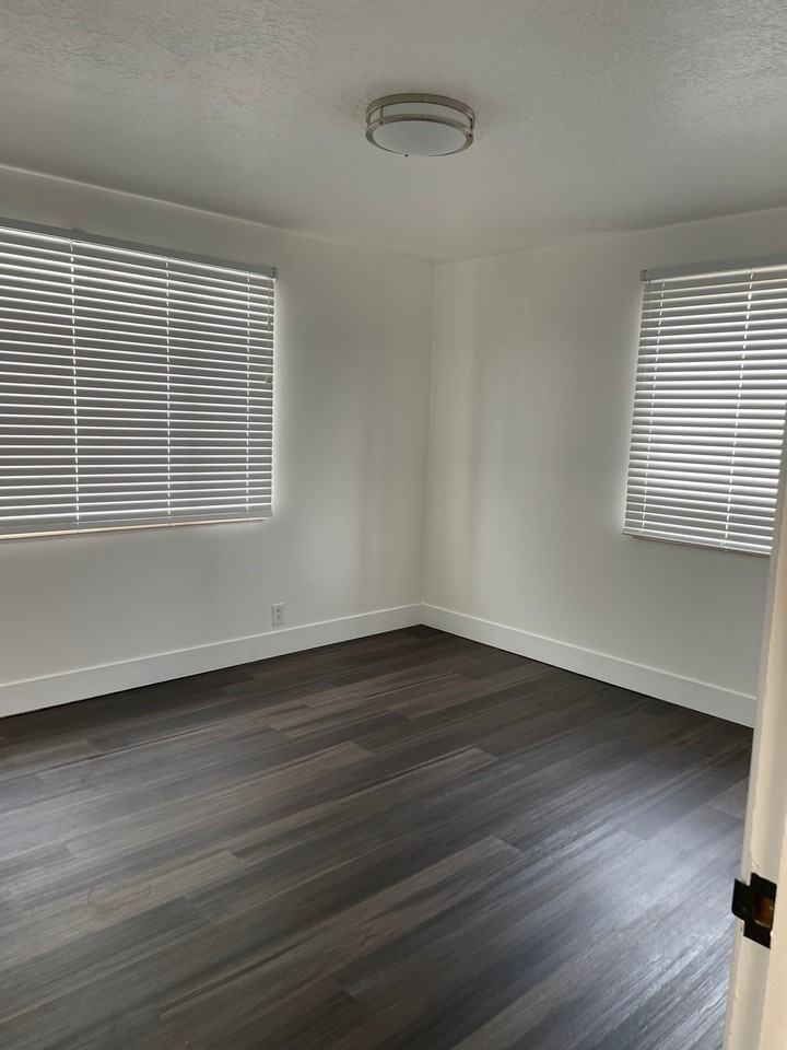 250 East 600 South #NA - Photo 7 of 13