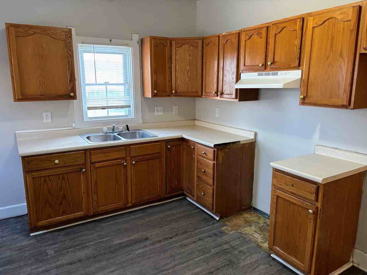 2307 N Kenwood Ave #NA - Photo 6 of 15