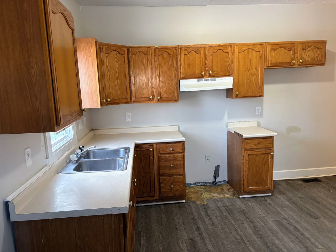 2307 N Kenwood Ave #NA - Photo 7 of 15