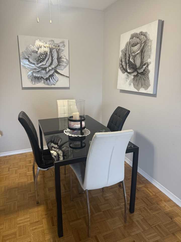 39 Leaside Drive #602 - Photo 6 of 9