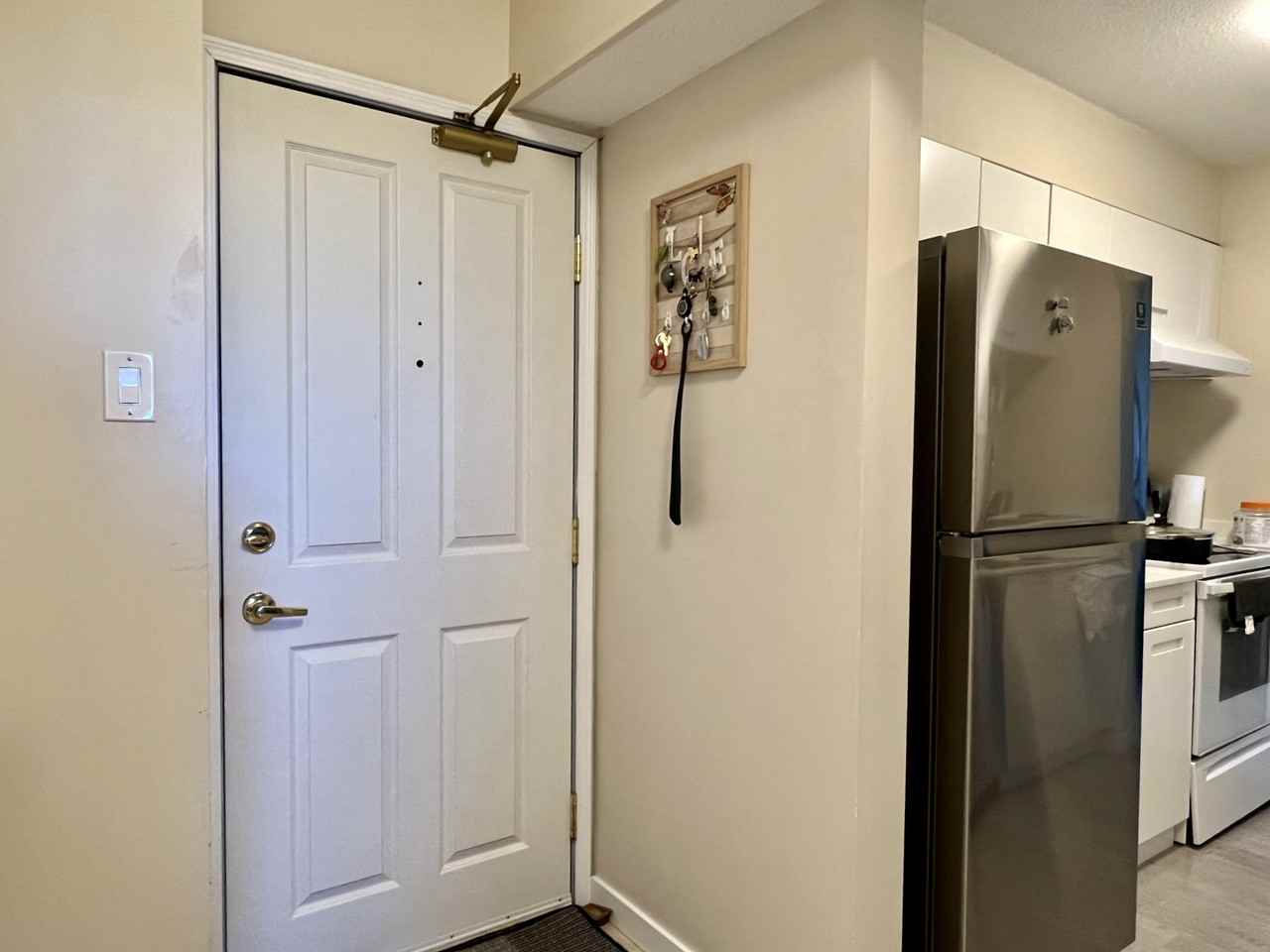 2008 Fullerton Avenue #1907 - Photo 2 of 11