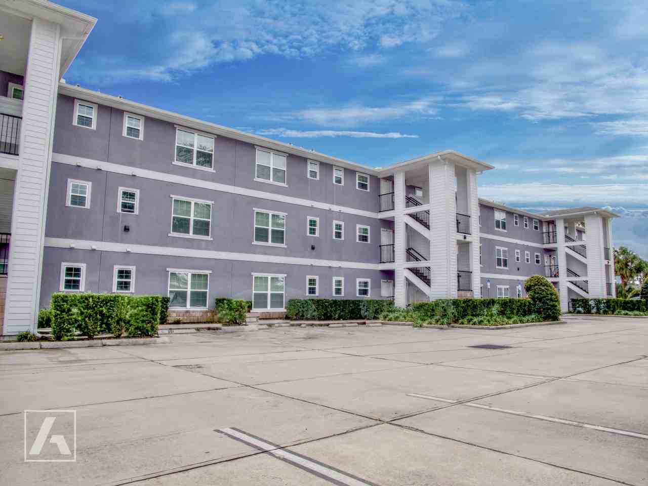 The Villages at Lake Underhill - Photo 2 of 3