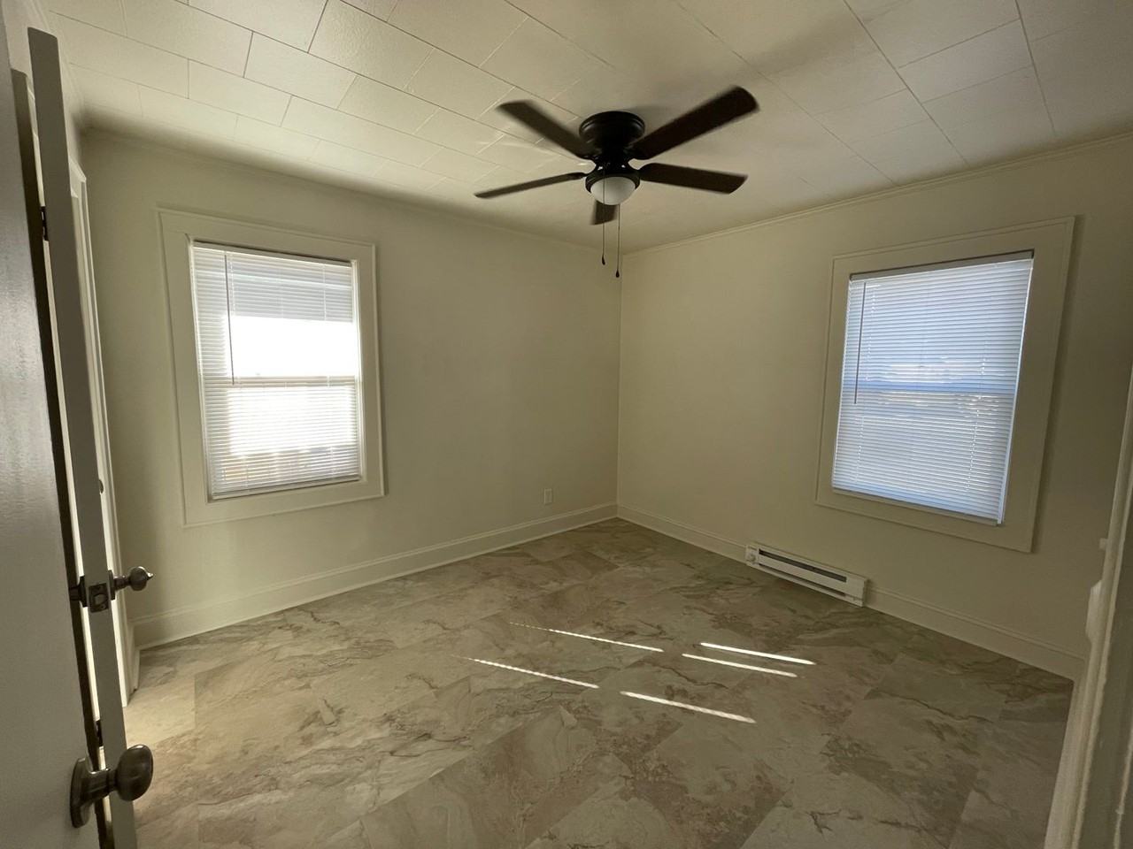 106 Morgan Drive - Photo 2 of 10