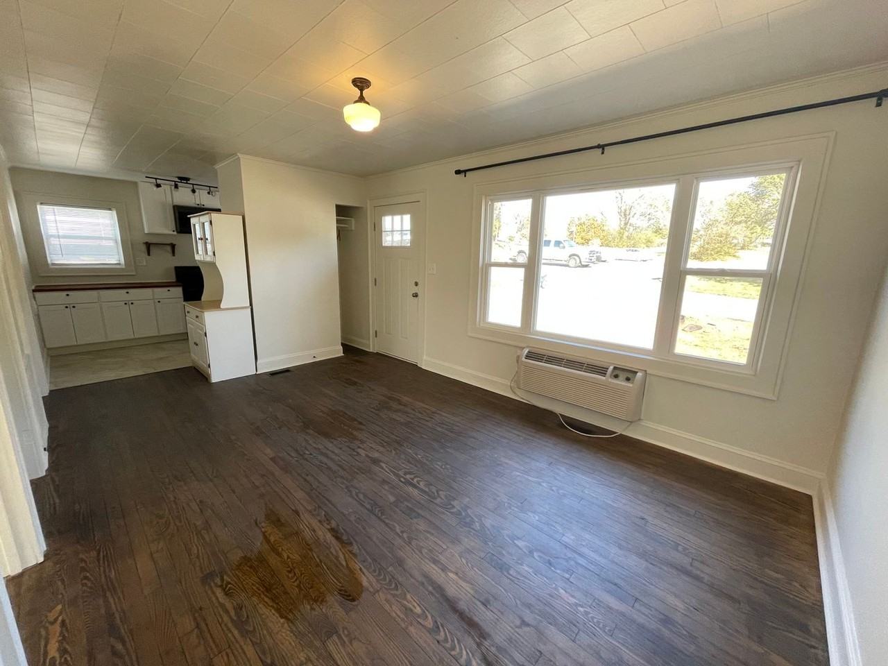 106 Morgan Drive - Photo 7 of 10