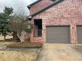 featured image of 10 South Joplin Loop