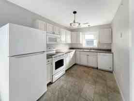 414 W Fourth Street - Photo 1 of 1