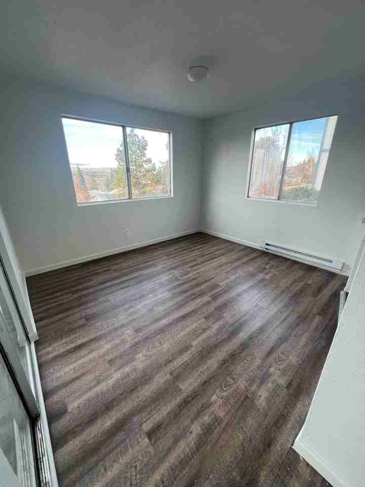 2001 North Eldorado Avenue ##04 - Photo 3 of 5