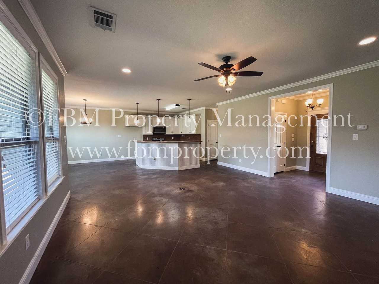 307 Centennial Avenue - Photo 4 of 19