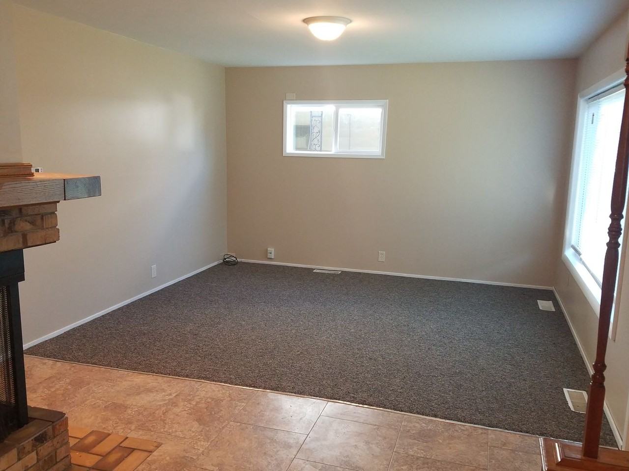 3122 Voll Lane - Photo 3 of 13