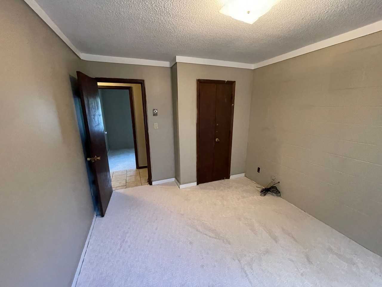 4304 Jacobs Avenue - Photo 5 of 8